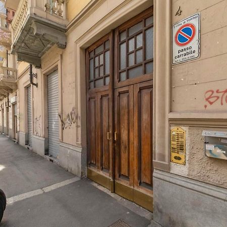 Turin, Un Minuto Dalla Metro Exterior photo